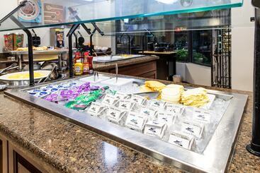 هتل Staybridge Suites North Charleston, An Ihg