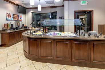 هتل Staybridge Suites North Charleston, An Ihg