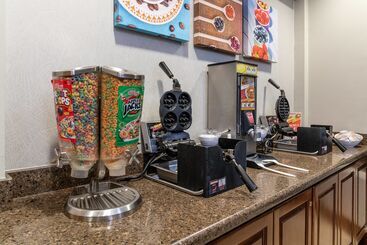 هتل Staybridge Suites North Charleston, An Ihg