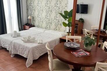 I Am La Posada Hotel And Apartment