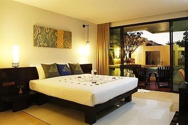 Palmyra Patong Resort Phuket  Sha Extra Plus