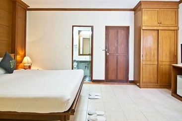 Palmyra Patong Resort Phuket  Sha Extra Plus