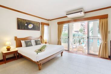 Palmyra Patong Resort Phuket  Sha Extra Plus