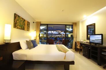 Palmyra Patong Resort Phuket  Sha Extra Plus