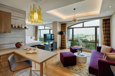 Sherwood Residence