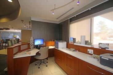 Springhill Suites By Marriott Charleston North