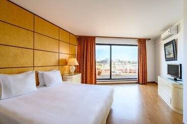 B Aparthotel Montgomery