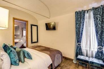 تختخواب و صبحانه Trevi Beau Boutique
