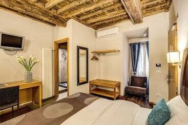 تختخواب و صبحانه Trevi Beau Boutique
