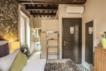 تختخواب و صبحانه Trevi Beau Boutique