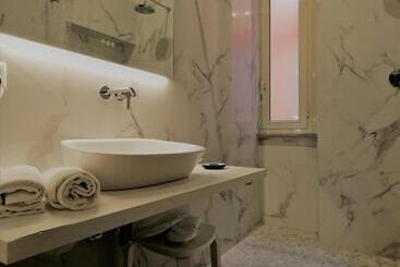 تختخواب و صبحانه Trevi Beau Boutique