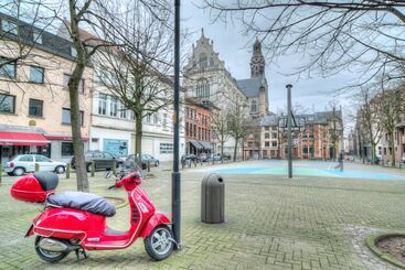 تختخواب و صبحانه Urban Dreams