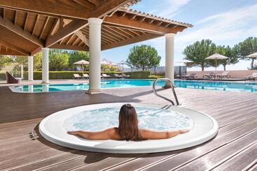 Cascade Wellness Resort