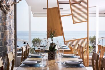 Coriva Beach Hotel & Bungalows