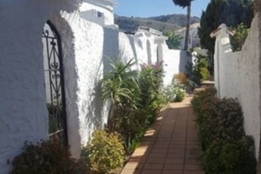 El Capistrano Sur