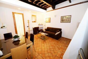 مسافرخانه Campo De Fiori Relais
