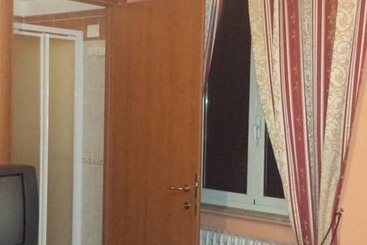 مسافرخانه Pitagora B&b
