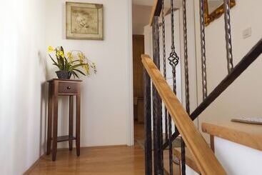 בית מלון כפרי Boutique Guest Accommodation Zephyrus