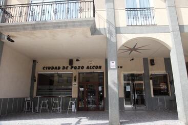 هتل Ciudad Pozo Alcon