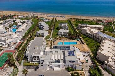 هتل Delfina Tropic Beach