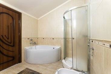 Edem Hotel Lviv