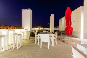 هتل Faro Boutique