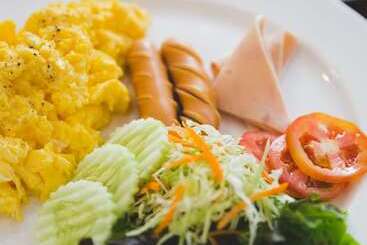 هتل Feung Nakorn Balcony Rooms And Cafe