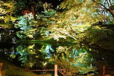 هتل Gion Ryokan Karaku