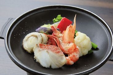 هتل Izu Ippeki Lake Lakeside Terrace