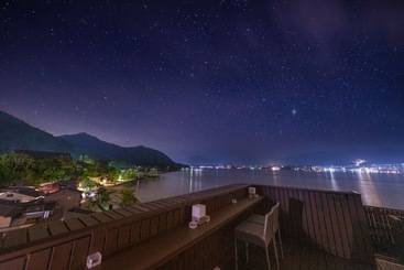 هتل Miyajima Kinsuikan