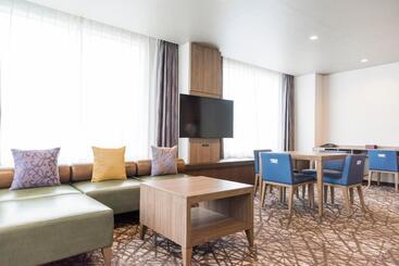 בית מלון כפרי Mystays Sapporo Nakajima Park