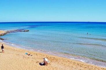 هتل Noto Marina