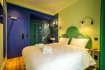 هتل P6 Antwerp