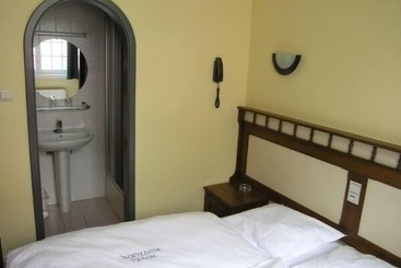 هتل P6 Antwerp