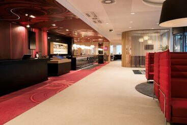هتل Park Inn By Radisson Brussels Centre Midi