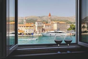 Heritage Hotel Vila Sikaa