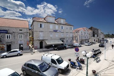 Heritage Hotel Vila Sikaa