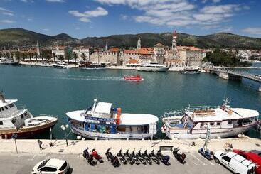 Heritage Hotel Vila Sikaa