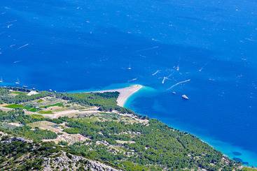 هتل Villa Midea