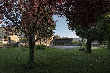 Stone Farm Hostel