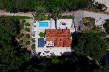 Villa Franica