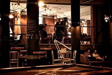 هاستل Generator Dublin