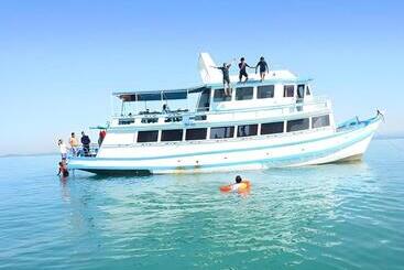 Amazing Ngapali Resort