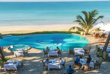 Amazing Ngapali Resort