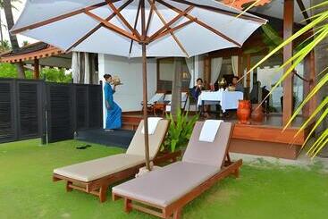 Amazing Ngapali Resort