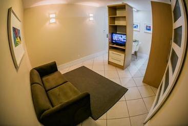 Delupo Hotel   Livin Studios
