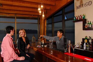 هتل Alma Del Lago Suites & Spa