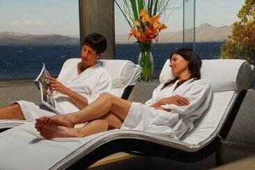هتل Alma Del Lago Suites & Spa