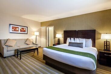 هتل Best Western Plus Plaza
