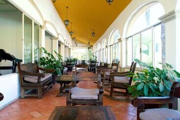 هتل Best Western Saltillo